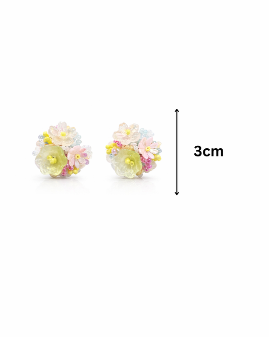 Pastel flower bunch studs