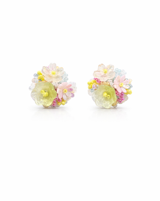 Pastel flower bunch studs
