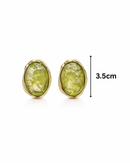 Green resin studs