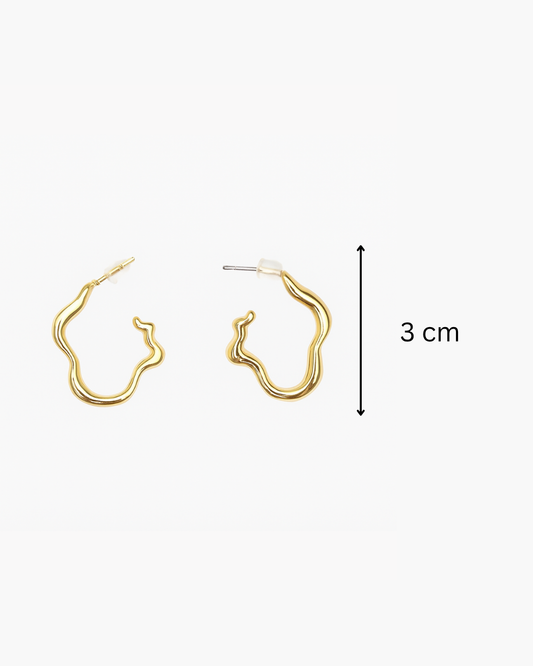 Golden wavy hoops - Anti tarnish