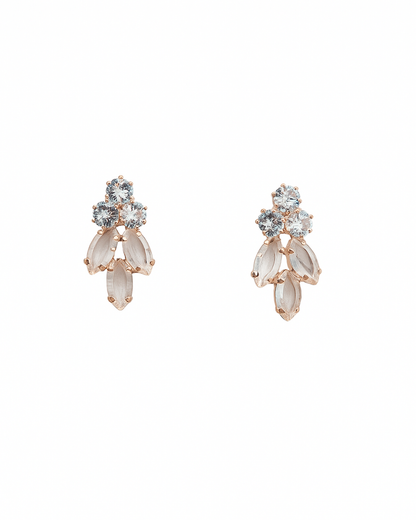 Petal studs in pink stone